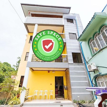 Hotel Reddoorz @ D Maagma Street Kalibo Exterior foto