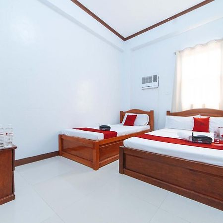 Hotel Reddoorz @ D Maagma Street Kalibo Exterior foto